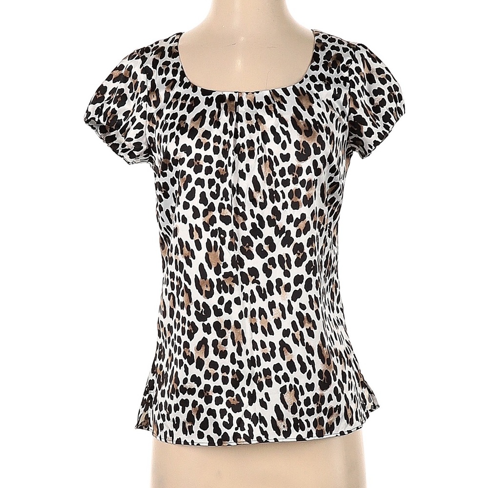 WHBM Size XS Short Sleeve Tailored Leopard Blouse